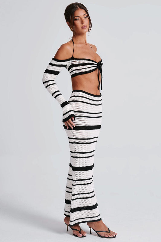 Noevia™ | Black Polyester Top